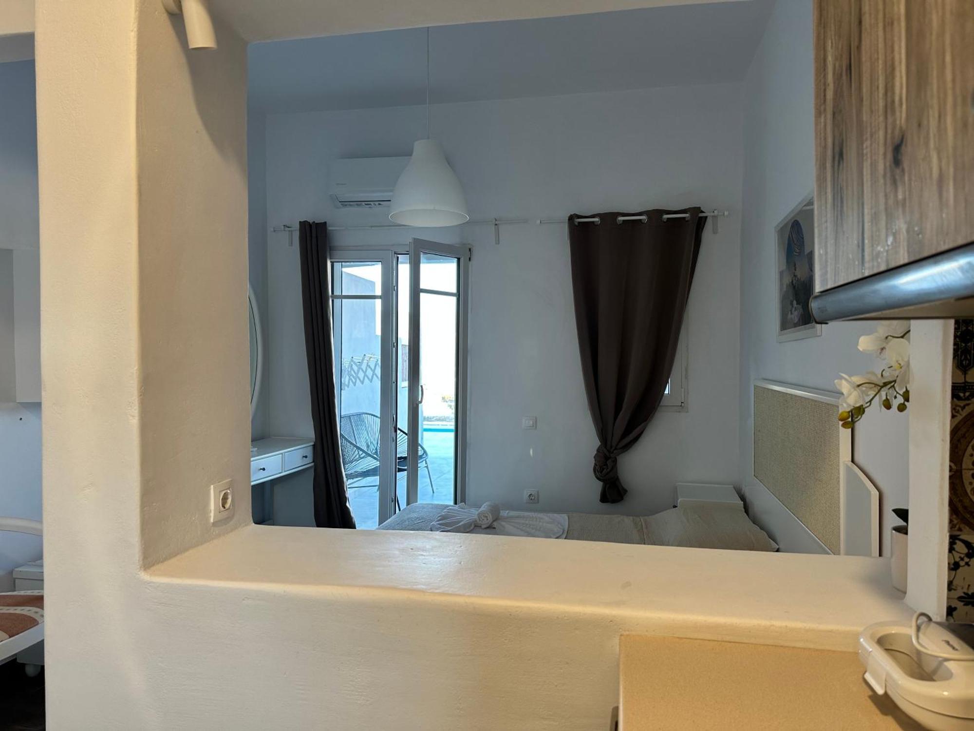 Ene'S Mykonos Apartment Klouvas Exterior photo